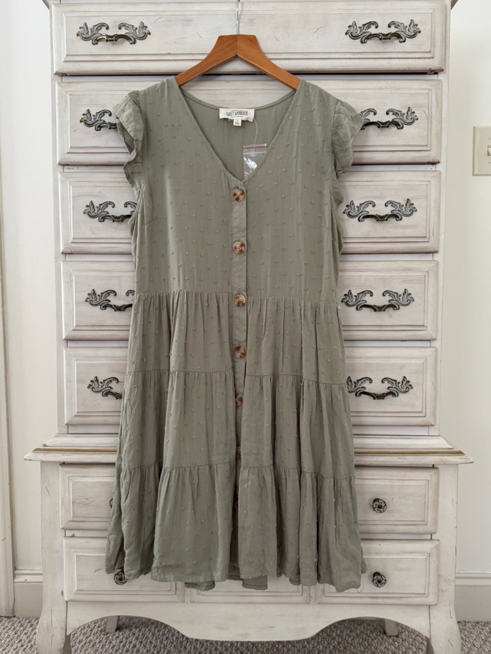 Vici Olive Tiered Button Midi Dress